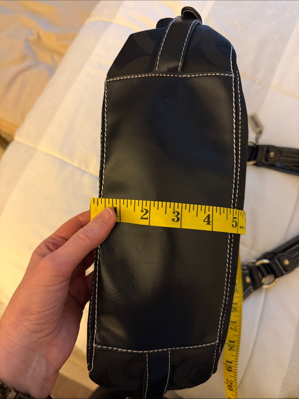 Coach Black Shoulder Bag with Gold Hardware and Contrast Stitching - Picture 3 of 11